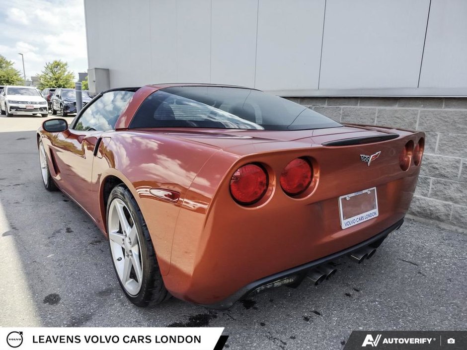 2005 Chevrolet CORVETTE BASE-10