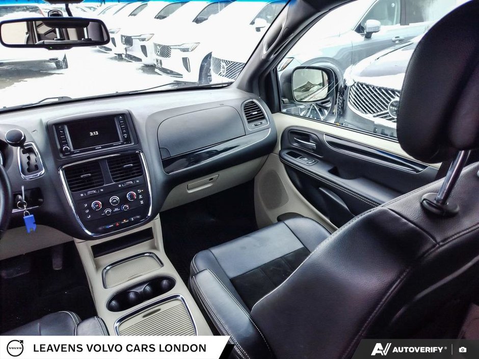 2017 Dodge GRAND CARA UNKNOWN-24