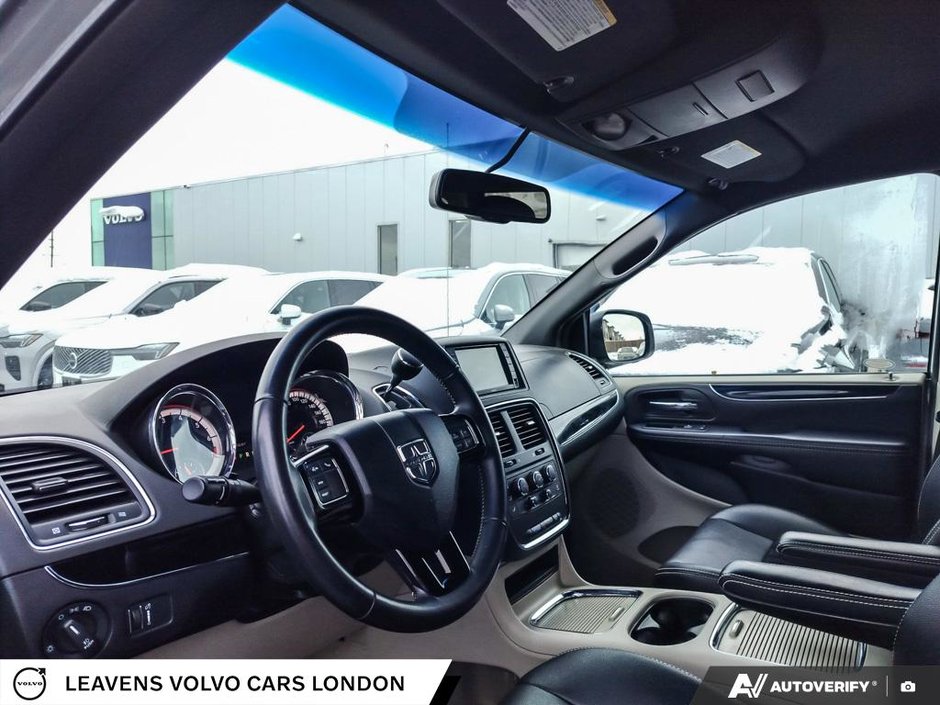 2017 Dodge GRAND CARA UNKNOWN-12