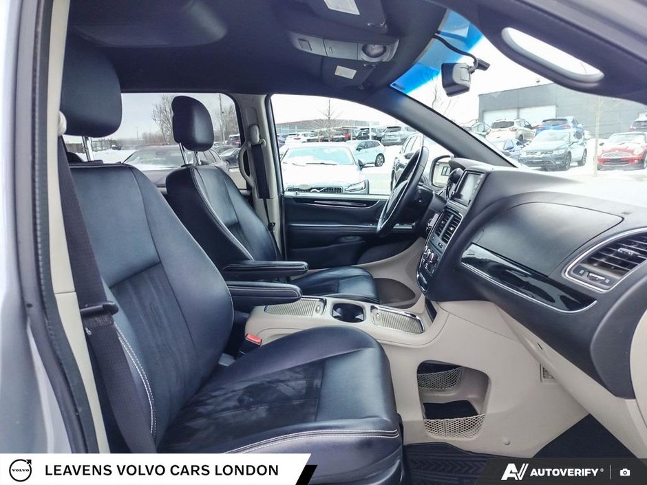 2017 Dodge GRAND CARA UNKNOWN-21