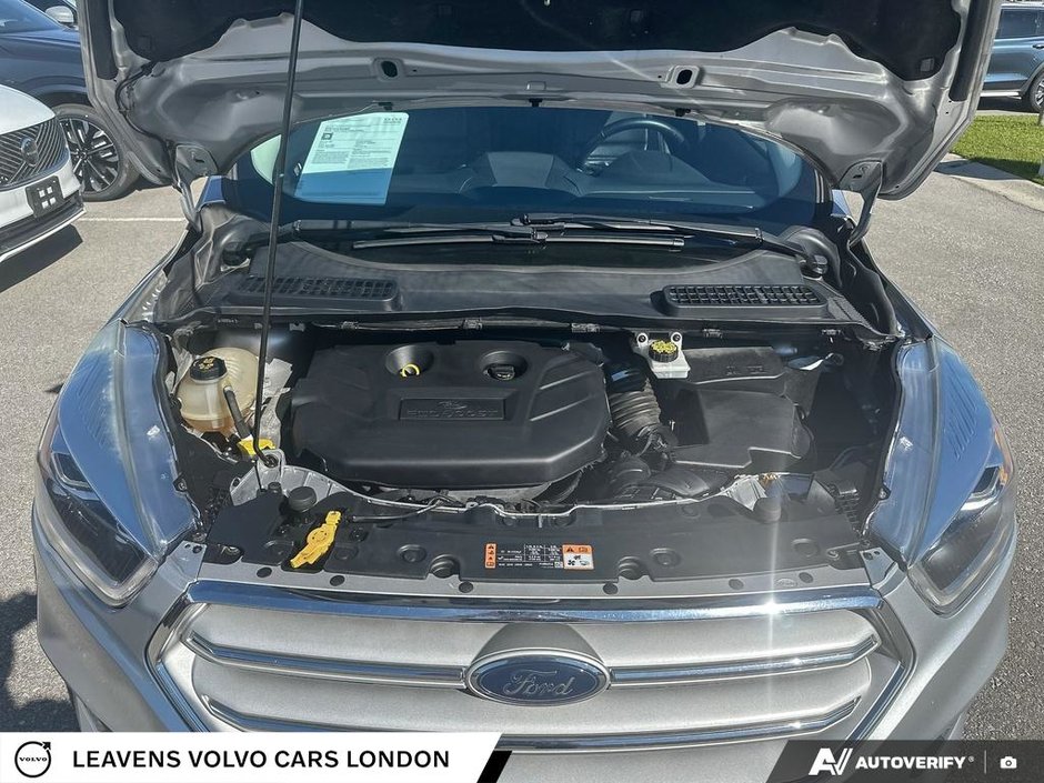 2018 Ford ESCAPE TITANIUM-8