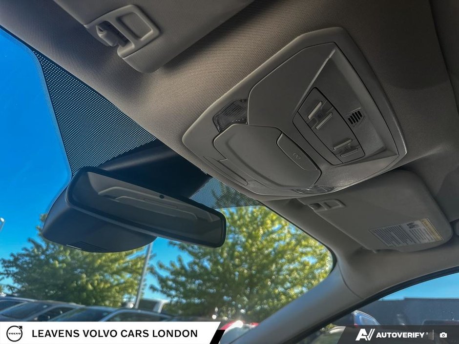2018 Ford ESCAPE TITANIUM-19