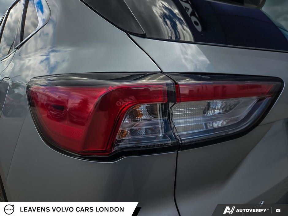2020 Ford Escape TITANIUM HYBRID-10