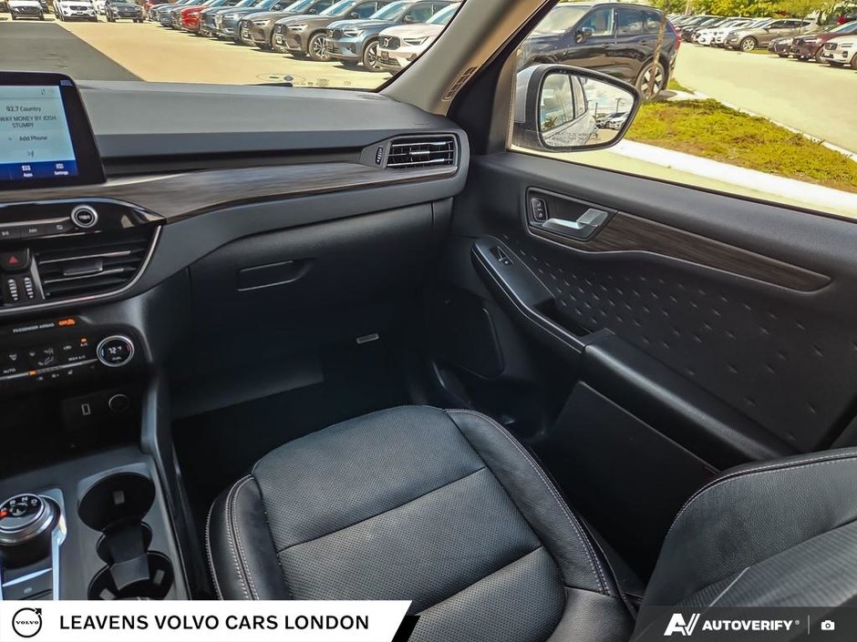 2020 Ford Escape TITANIUM HYBRID-24