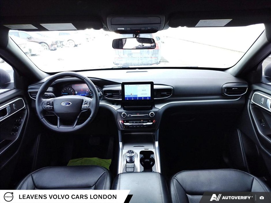 2020 Ford EXPLORER XLT-29