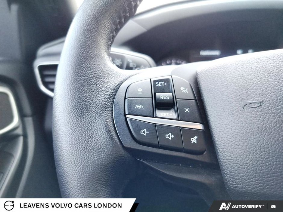 2020 Ford EXPLORER XLT-17