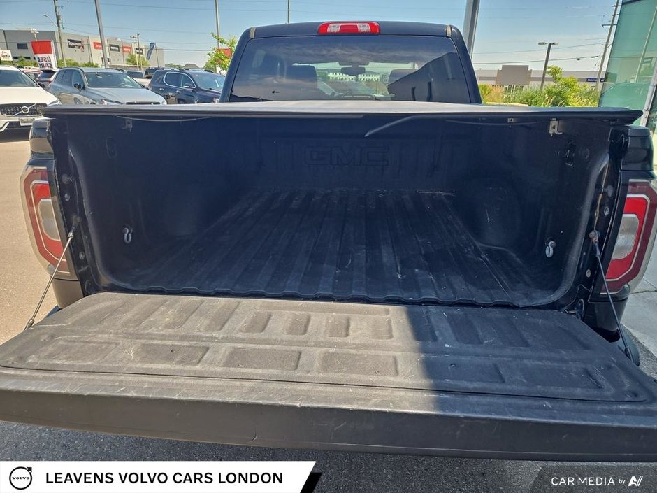 2017 GMC Sierra 1500 SLT-11