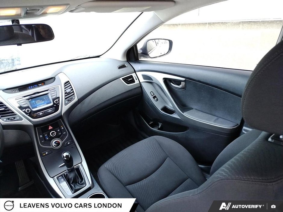 2016 Hyundai ELANTRA SPORT APPEARANCE-24