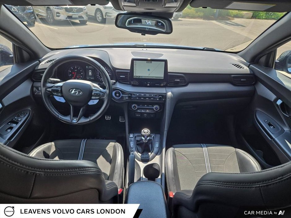 2022 Hyundai VELOSTER N BASE-23