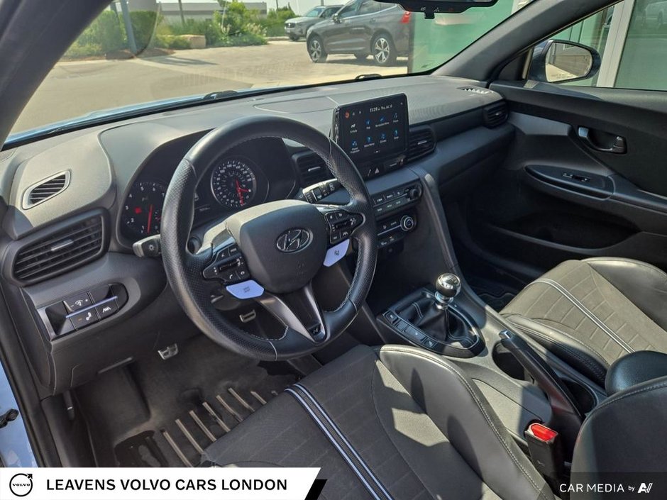 2022 Hyundai VELOSTER N BASE-12