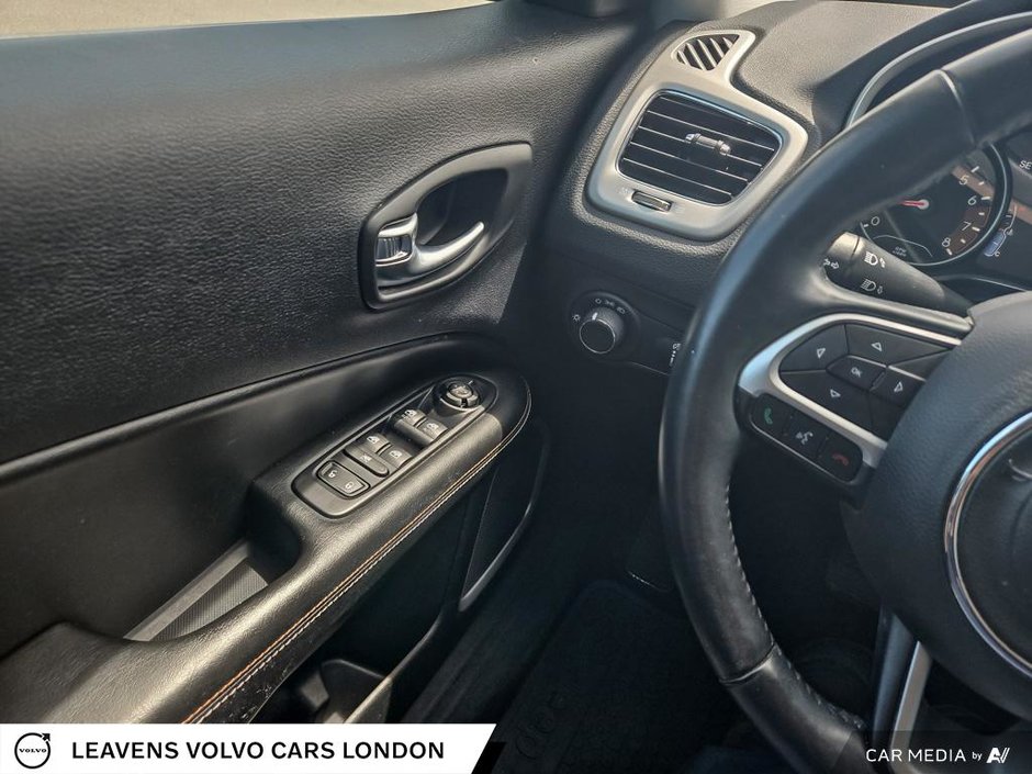 2019 Jeep Compass SPORT-16