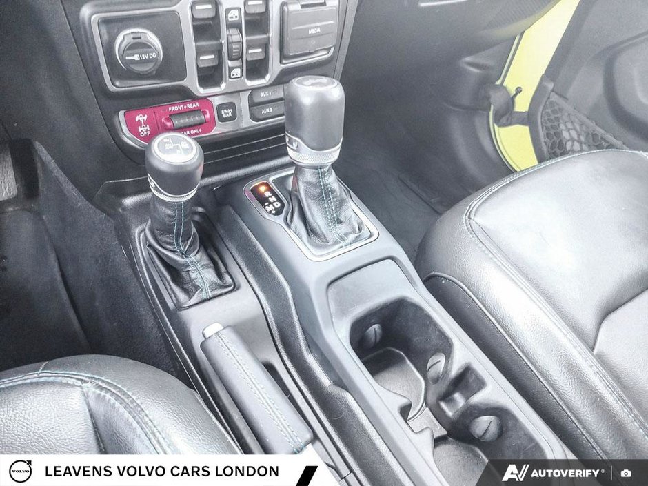 2022 Jeep WRANGLER 4XE UNLIMITED RUBICON-17