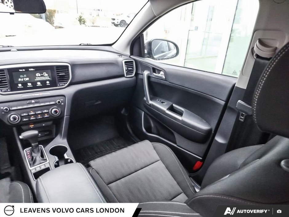 2021 Kia SPORTAGE LX-24