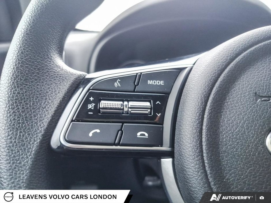 2021 Kia SPORTAGE LX-29