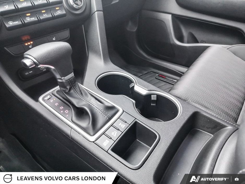 2021 Kia SPORTAGE LX-17