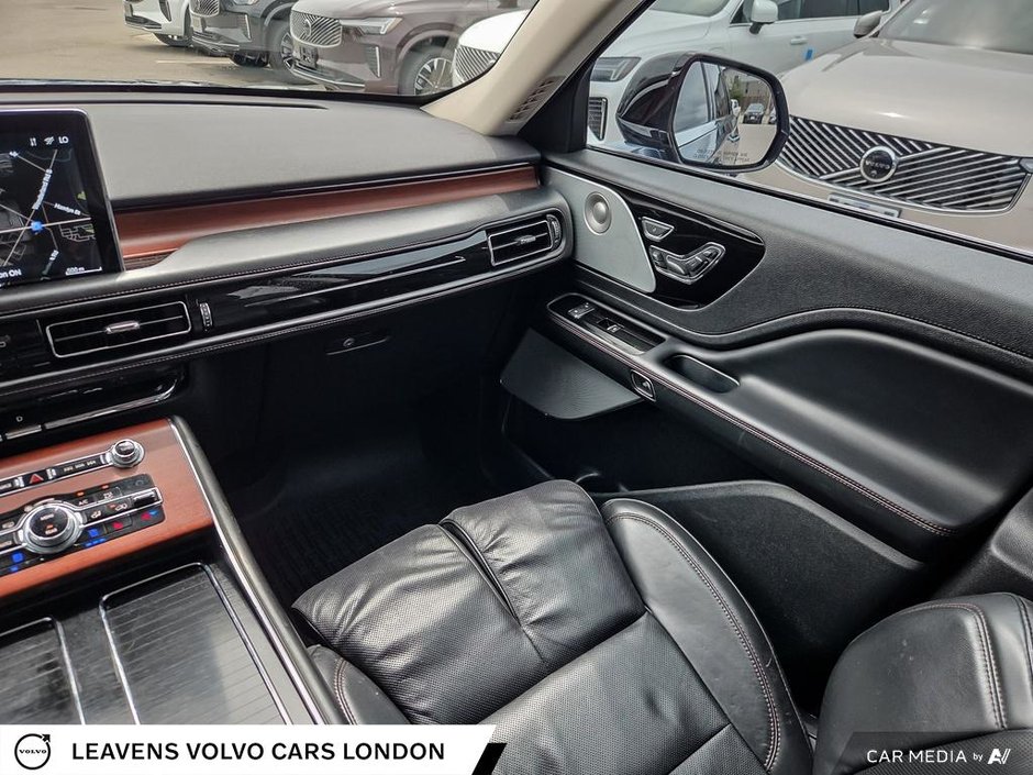 2020 Lincoln Aviator RESERVE-24