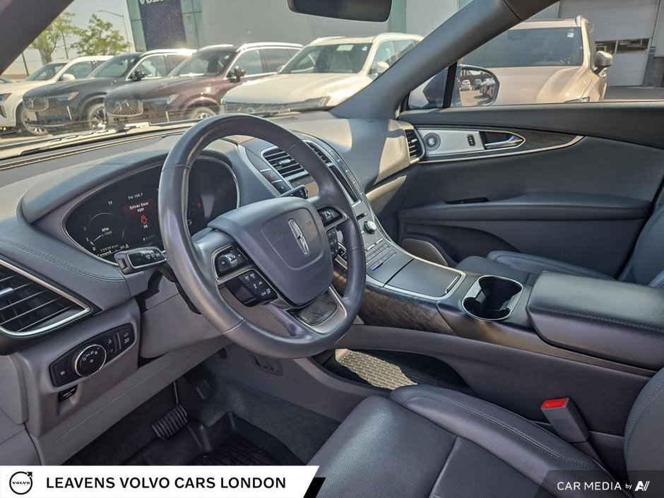 2019 Lincoln NAUTILUS RESERVE-12