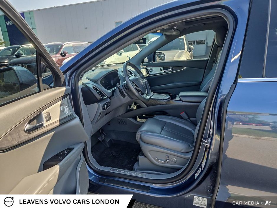 2019 Lincoln NAUTILUS RESERVE-25