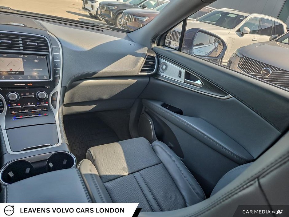 2019 Lincoln NAUTILUS RESERVE-24