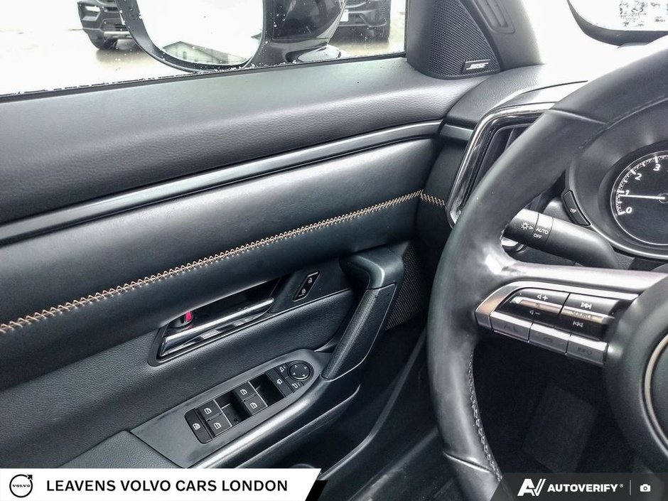 2024 Mazda CX-50 GT-16