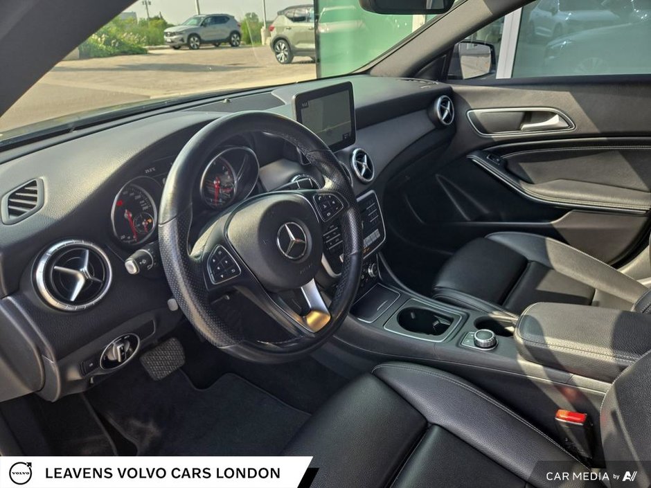 2019 Mercedes-Benz CLA 250-12