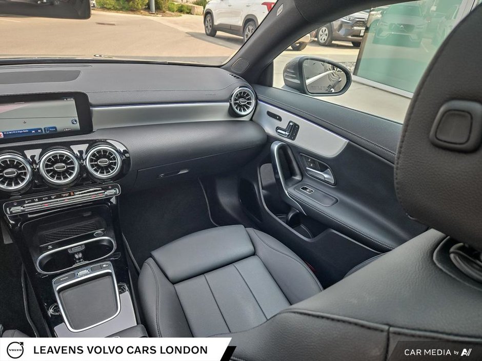 2025 Mercedes-Benz CLA 250-24