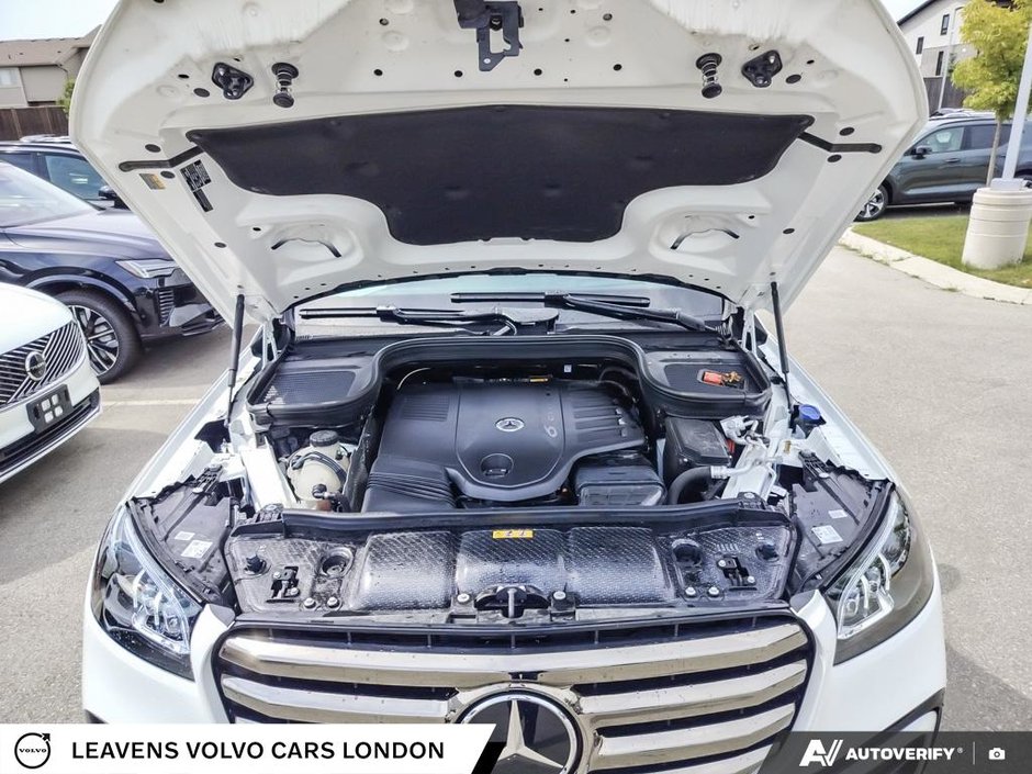 2025 Mercedes-Benz GLS 450-9