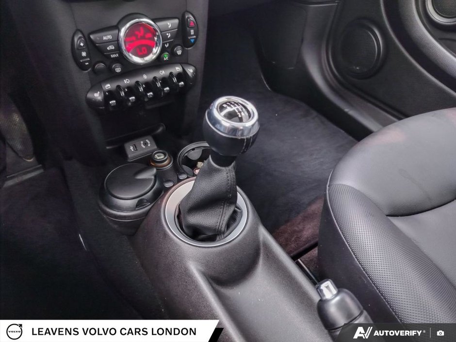 2014 MINI COOPER CLUBVAN BASE-17