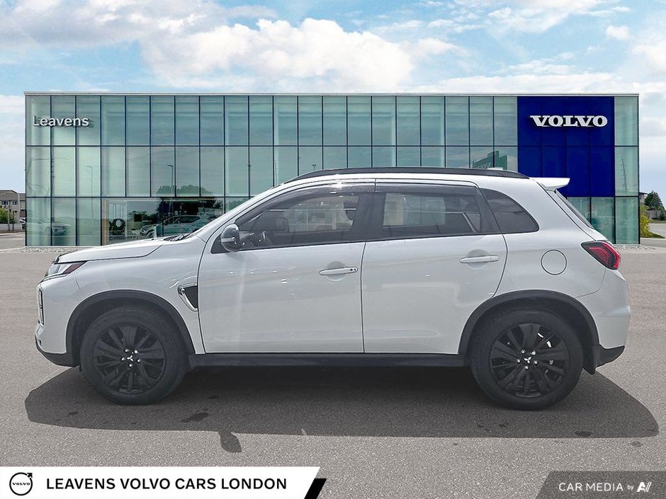 2022 Mitsubishi RVR LE-2