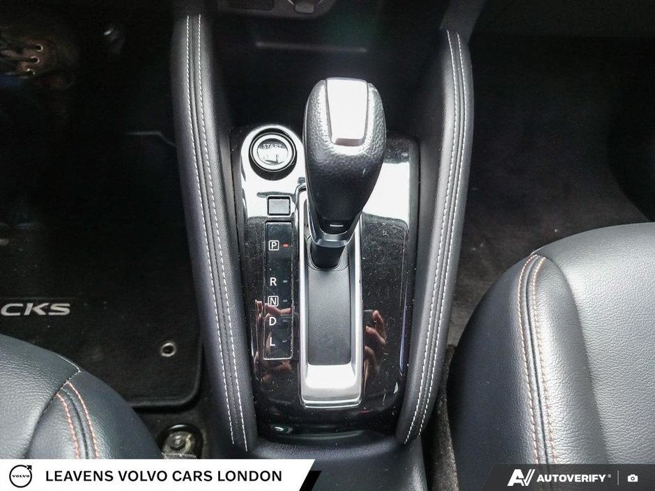 2019 Nissan KICKS SR-17