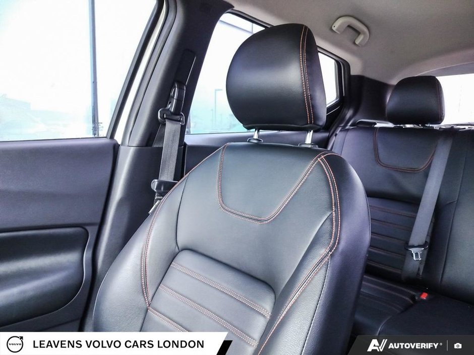 2019 Nissan KICKS SR-19