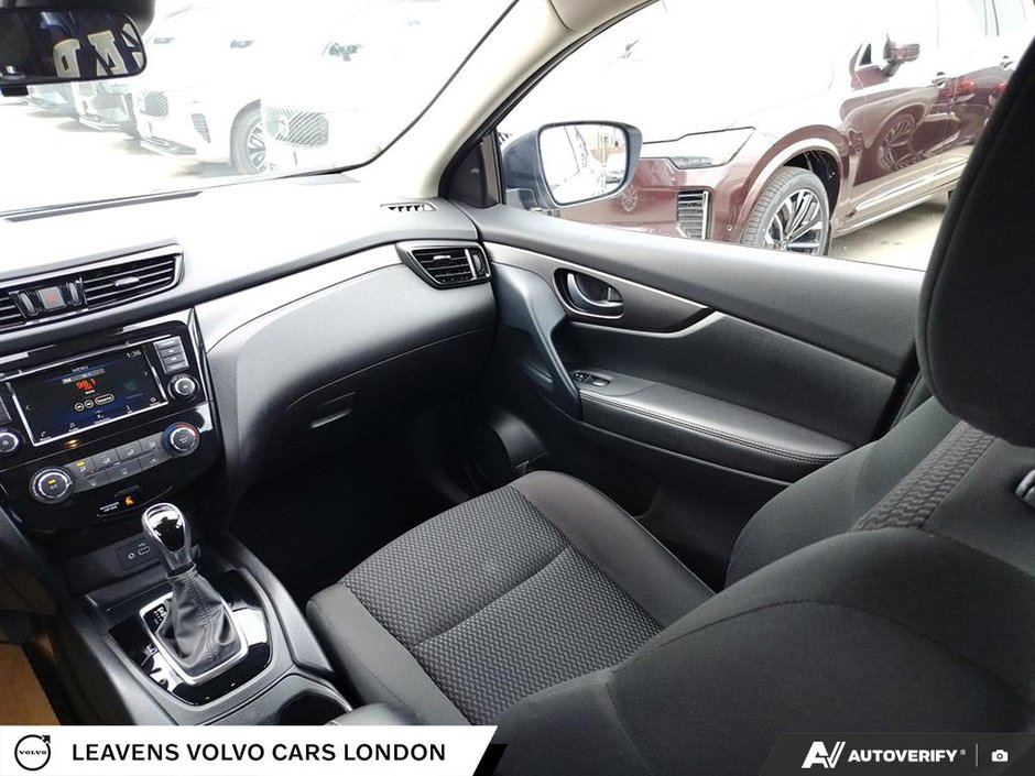 2023 Nissan QASHQAI S-24