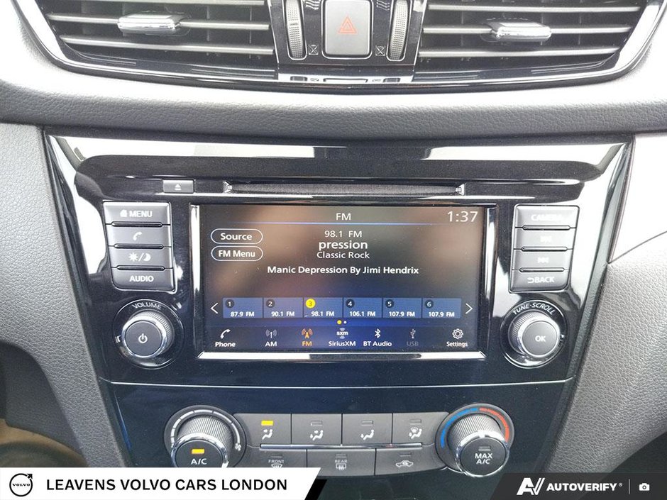 2023 Nissan QASHQAI S-28