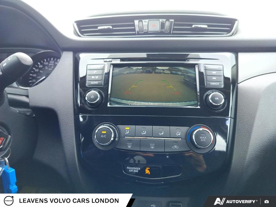 2023 Nissan QASHQAI S-18