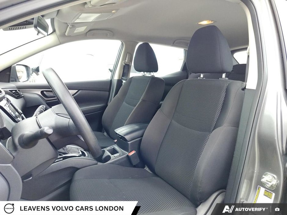 2023 Nissan QASHQAI S-25