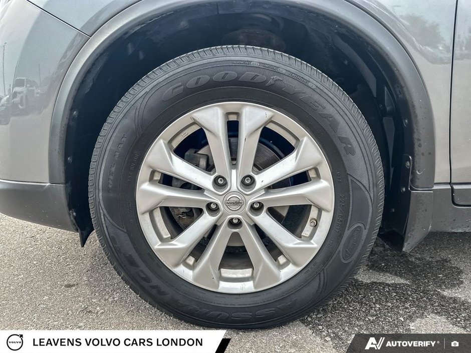 2015 Nissan Rogue SV-5