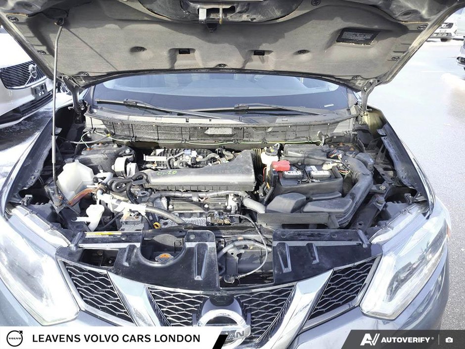 2015 Nissan ROGUE SV-9