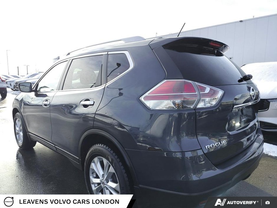 2015 Nissan ROGUE SV-10