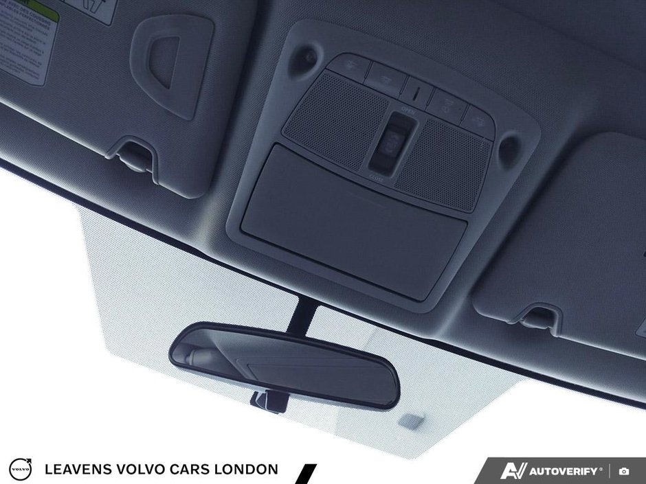 2015 Nissan ROGUE SV-20