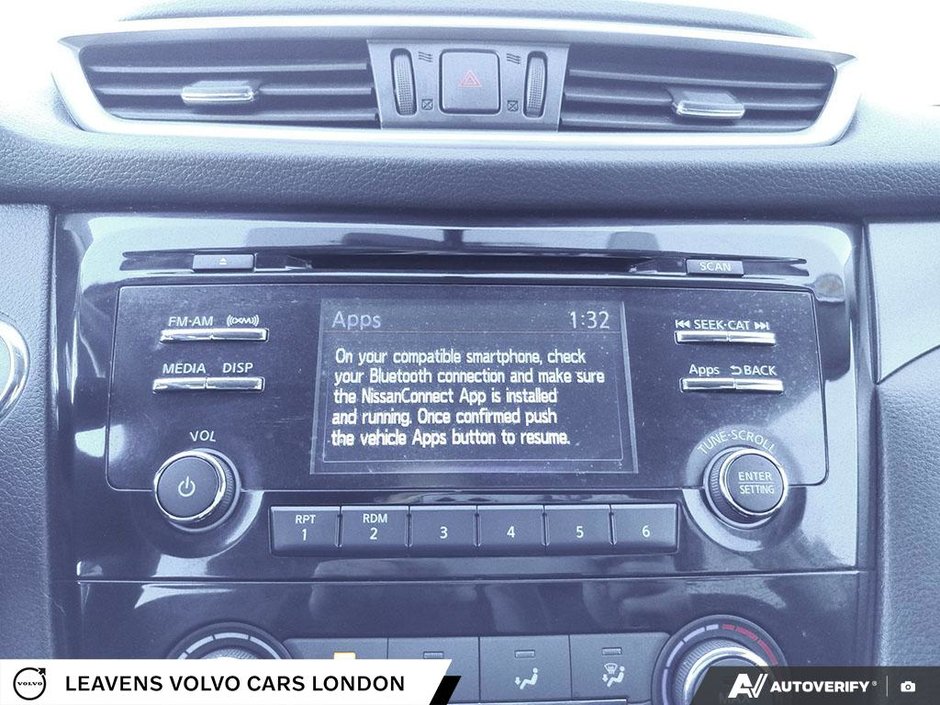 2015 Nissan ROGUE SV-28