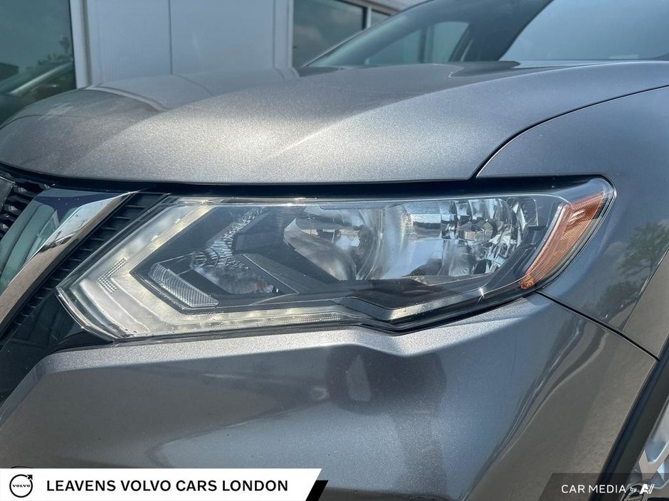 2017 Nissan Rogue SV-7