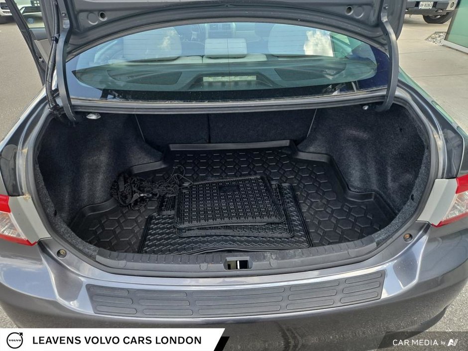 2012 Toyota Corolla LE-11