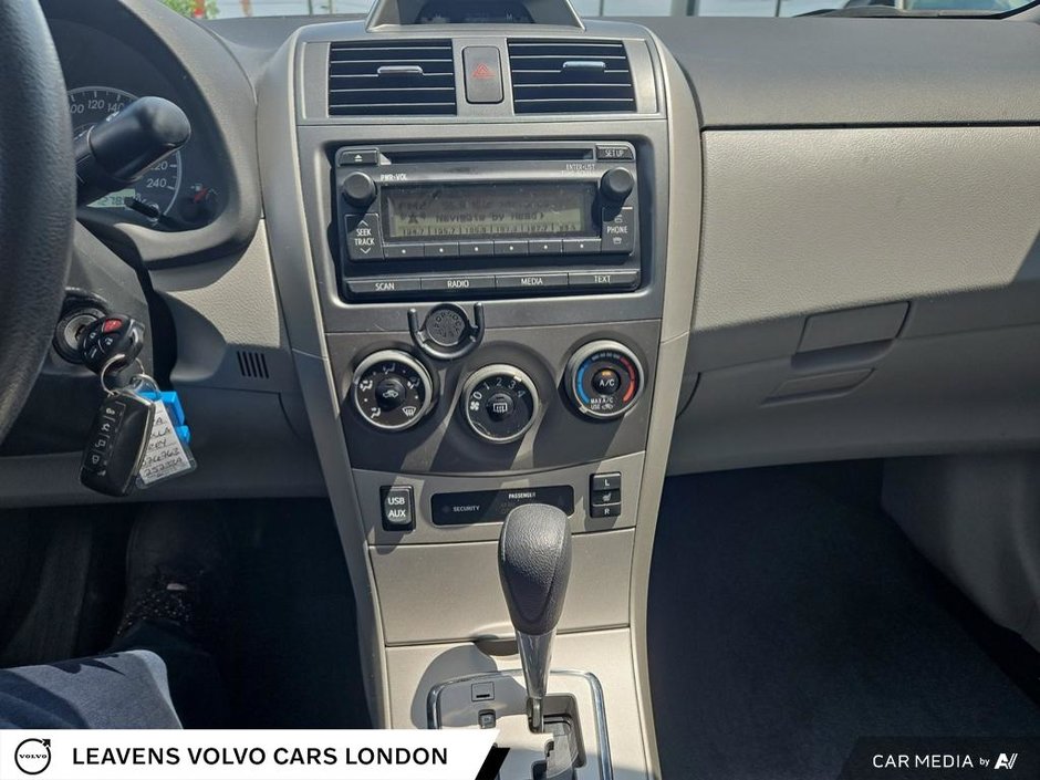 2012 Toyota Corolla LE-18
