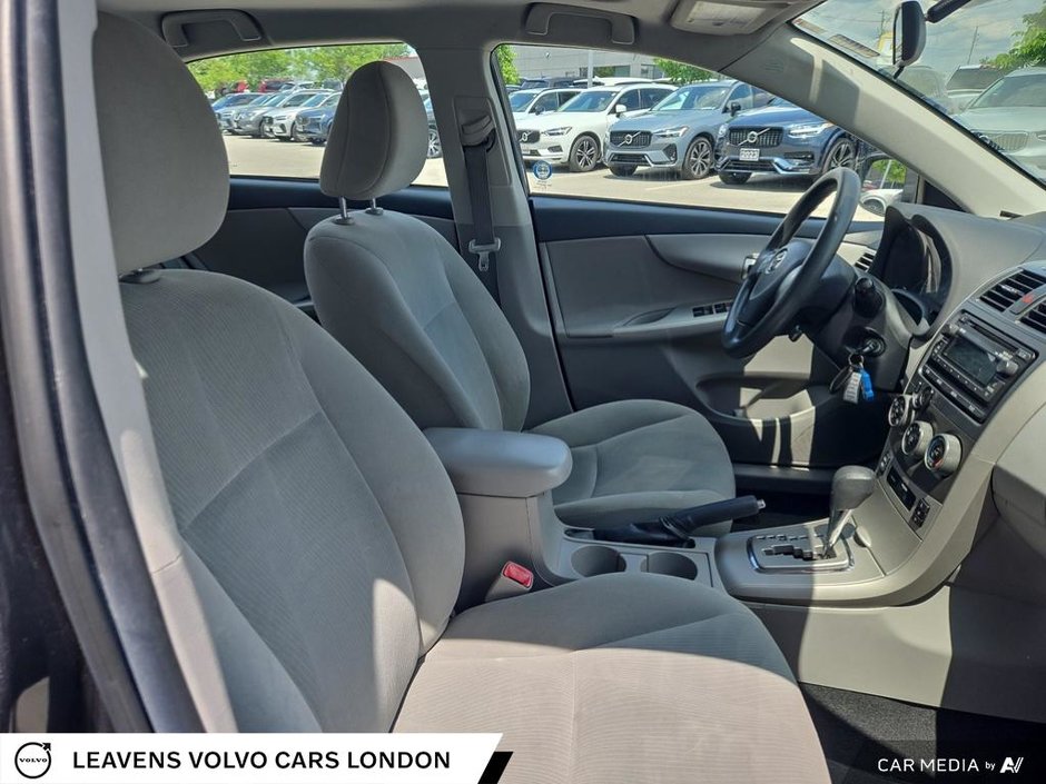 2012 Toyota Corolla LE-21
