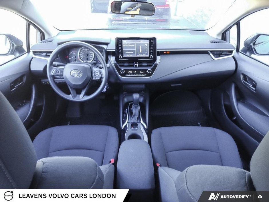 2022 Toyota COROLLA LE-23