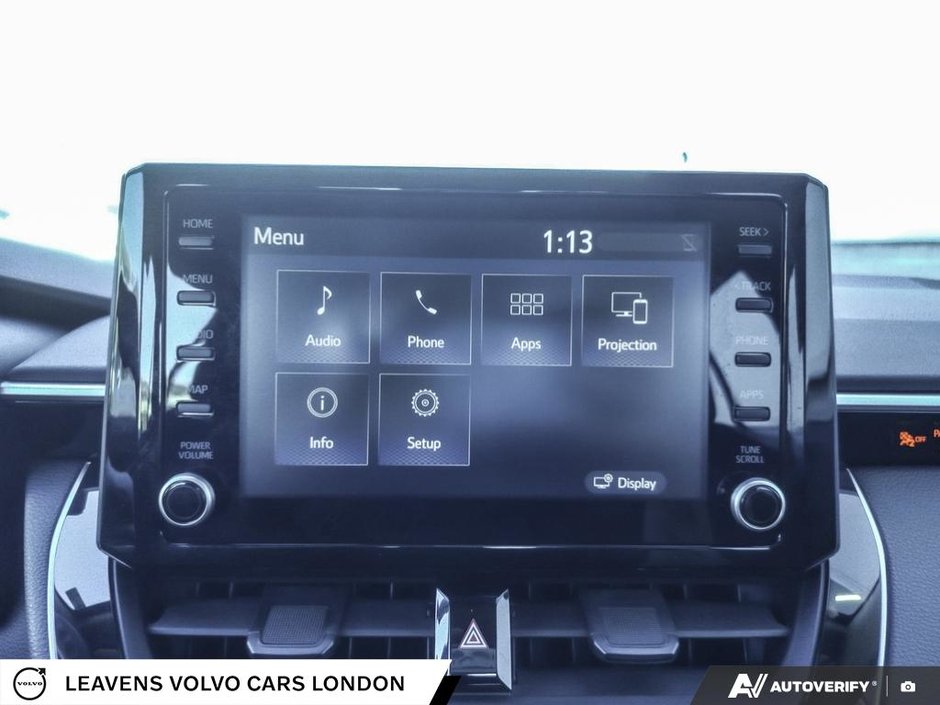 2022 Toyota COROLLA LE-26