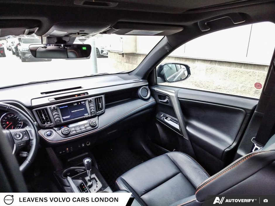 2017 Toyota RAV4 SE-24