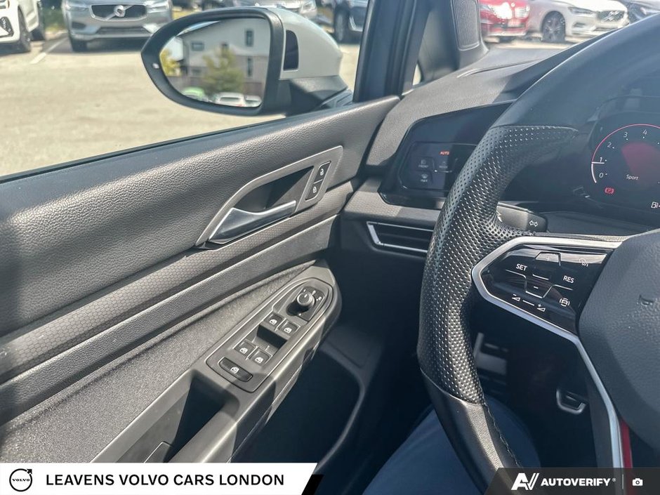 2022 Volkswagen Golf GTI BASE-15