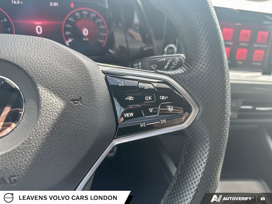 2022 Volkswagen Golf GTI BASE-14