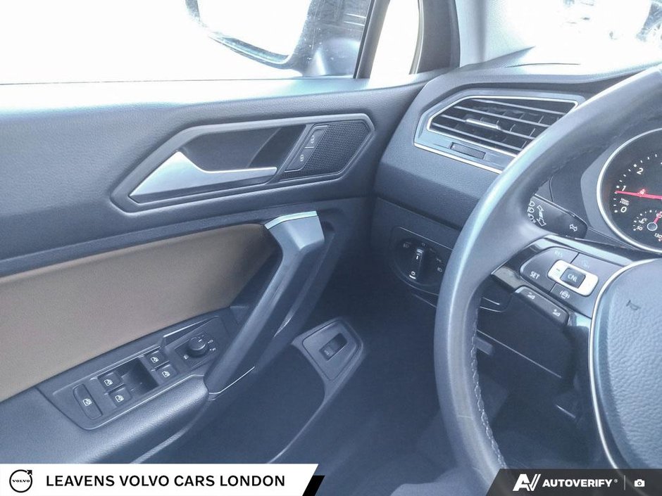 2020 Volkswagen TIGUAN COMFORTLINE-16